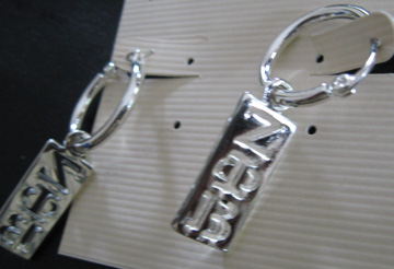 Zeta_Bar_Earrings.jpg